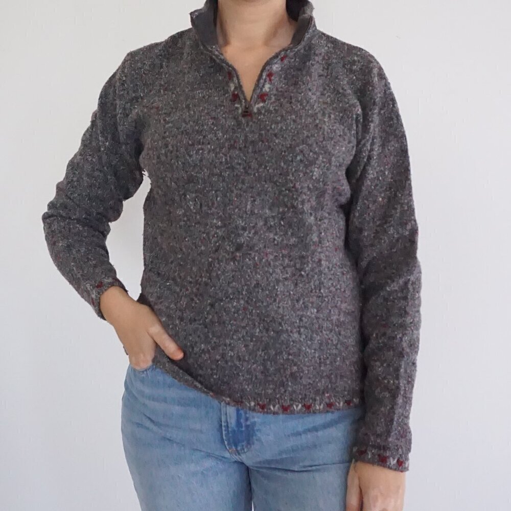 Vintage Woolrich Graphite Grey Knit w Red Trim 15% Wool Quarter Zip Sweater M